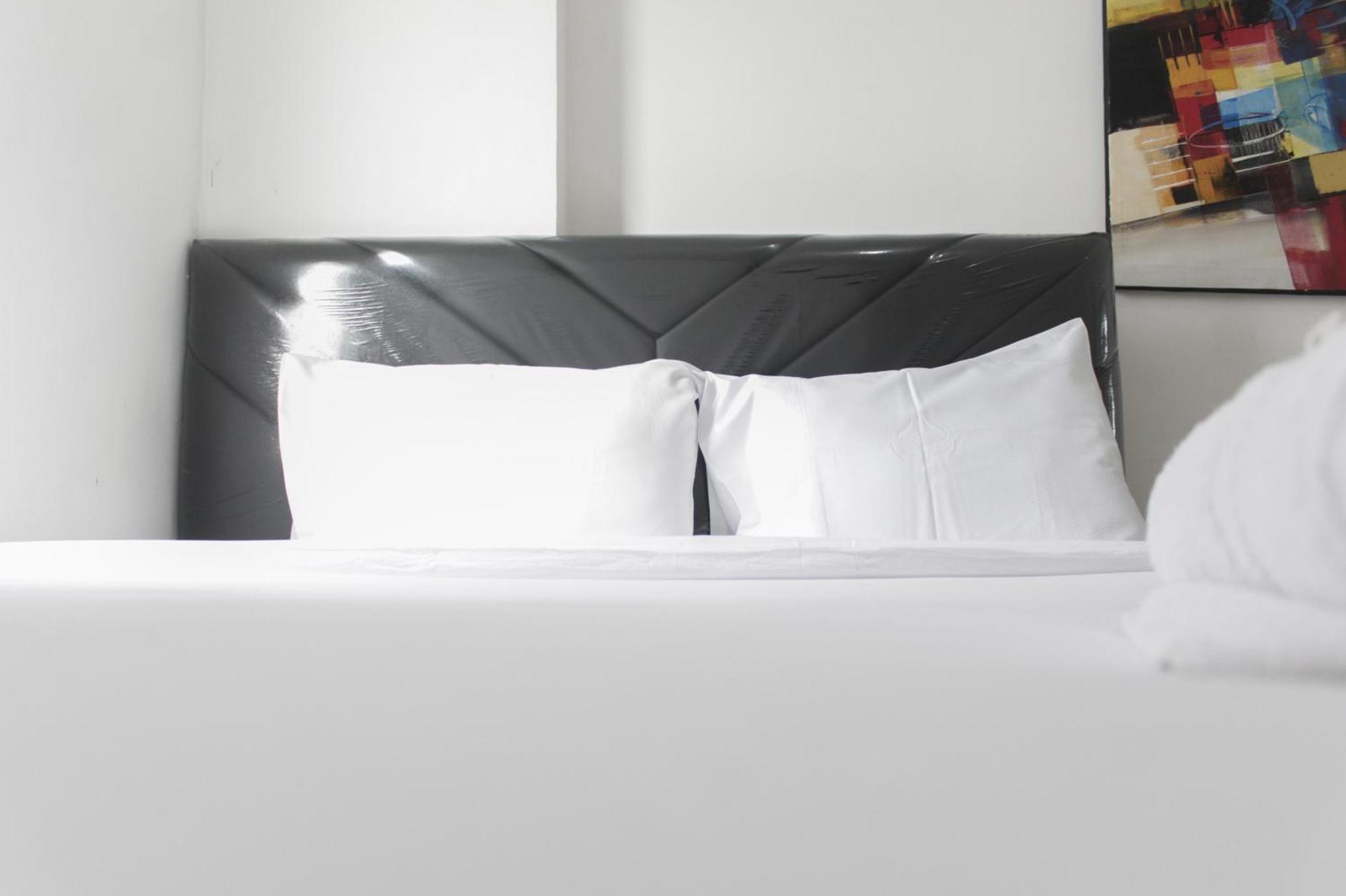 Minimalist And Enjoy 2br At Bassura Near Bassura Mall By Travelio